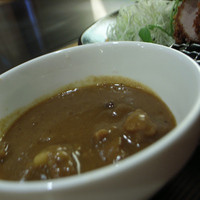 本格肉料理 丸小 - ３）定食＋２００円のミニカレー
