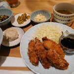 食堂サムシン - 広島産大粒牡蠣フライ定食