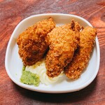 とんかつの丸栄 - 柚子胡椒とマヨネーズを絡めると美味しいよー