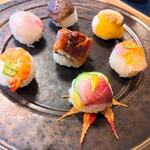 Takenoya Bettei - 一口サイズの手まり寿司、可愛いく美味しい(#^.^#)