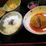 ご飯処 鷹山 - こちらは大きなお茶碗で