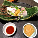 登別温泉郷 滝乃家 - 向　附　利尻産雲丹　北桧山産鮑　長崎県産鮪　三重産鯛