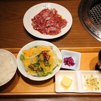 松庵 韓菜房 栄大津通店 - カルビ御膳