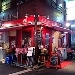 ワインバー テラ - 2012/11　角にあります