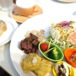 Dining cafe bloom - 一日限定20食のBloomプレート、¥1360