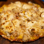 わいん食堂 Chez とし - 2021.12 絶妙！マンゴー＆ずわいがに薄焼きピザ（1,430円）