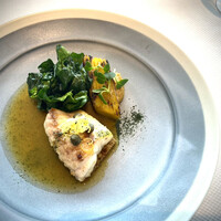 ベージュ アラン・デュカス 東京 - 