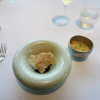 ベージュ アラン・デュカス 東京 - 