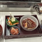 焼肉 大学 - 牛ロース定食