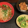 しのぶ庭 - ランチメニュー　セットにうどんとソースかつ丼