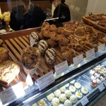 アングランパ - オープンディスプレイ（ヴィエノワズリー）