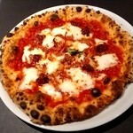 Pizzeria&Trattoria GONZO - ピザ、ディアボラ。