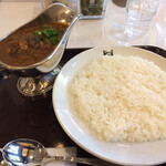カレーの店ボンベイ 神田店 - 「コルマカレー」は非常にマイルド、それほど辛くない逸品です。美味！