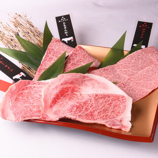 With its carefully calculated thickness and size, you can fully enjoy Hida beef.