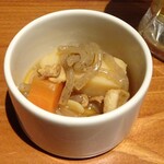 飯屋一空 - お通し(肉じゃが)