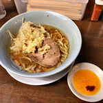 らーめん 玄 - 小の小ラーメン 麺半分ヤサイ少な目ニンニクラー油 650円
