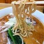 ハルヤ - 海老醤油白湯　麺リフト