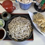 飯の - 料理写真:ごぼう天そば（冷）1000円