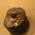 鮨 しゅん輔 - 鮟肝の中巻き。もうね、スフレというか、プッチンプリンというか、舌の上で溶けてなくなりました