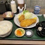 とんかつ専門店 からり - 厚切りもち豚ロースかつ膳