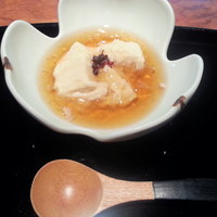 紗羅餐 本店 - 湯葉のジュレ掛け