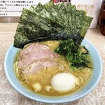横濱ラーメン あさが家 - ラーメン770円濃いめ多め。海苔増し150円。
