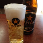 慶軍飯店 - 瓶ビール（サッポロ生ビール黒ラベル）※氷入りグラス
