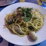 トラットリア プルチネッラ - 久美浜産カキのスパゲティ