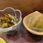 美ゆ喜鮨 - 松前漬けとフキの炊いたん　ランチには日替わりで2品付きます。