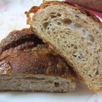 ベッカライ ビオブロート - クロワッサン、ぱっくり（笑