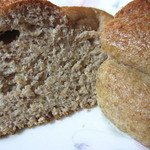 ベッカライ ビオブロート - クノーテン、並べてみました。