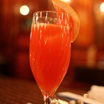 アンジェロ - お昼はドリンクついて無いのですが、夜は付いていました。　写真はブラットオレンジ。