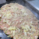 喰辛坊 - チーズ乗せ