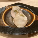 熟成鮨 万 - 牡蠣の米油漬け