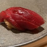 熟成鮨 万 - 赤身漬け