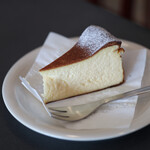キッサ ルージュ - バスク風チーズケーキ☆