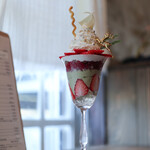 マコハハ トミティ デザインケーキ - ２０２１年１２月再訪：～豊かな森からの贈り物～ Noelの森のフレジェ☆