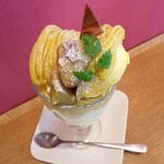 パティスリー ラ リシュテール - 安納芋のパフェ