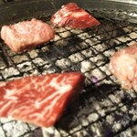 炭火焼肉 山麓 - 