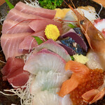 Takimoto - 鯛、鯵、鰹たたき、マグロ(中トロ、赤身)