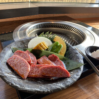 神戸牛焼肉 石田屋。Hanareの上 - 
