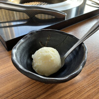 神戸牛焼肉 石田屋。Hanareの上 - 