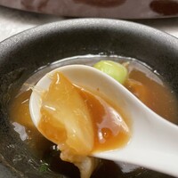 中国料理 王宮 - フカヒレ姿煮　金紛入り