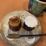 Uchiya Bake Shop - カヌレ：いちじくシナモンとミルクティー