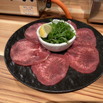 Yakiniku Horumon Shiduru - 