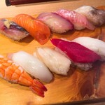 寿司と旬彩 なごみ - おまかせ10貫：1595円