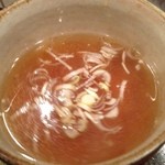 油そば 椿 - スープ