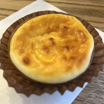 大阪 船場生まれのタルト専門店 BOMBOMY - チーズタルト