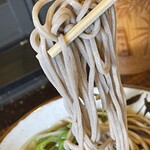 はなゆう - きのこそば 麺アップ