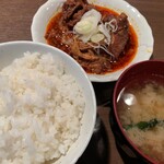 Rojiura - 旨辛牛すじ煮込定食